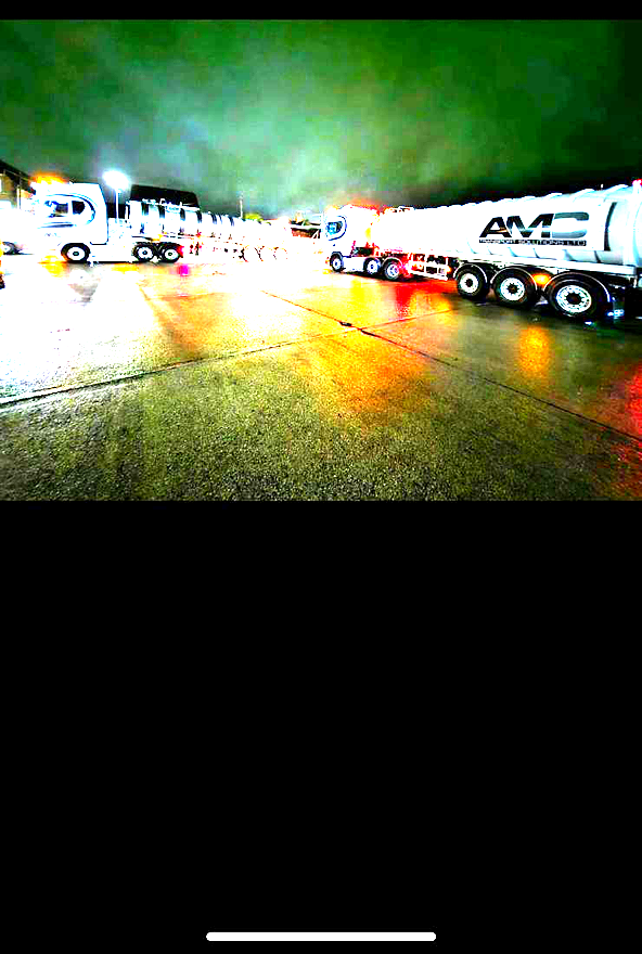 AMC Scania S500 tanker at night with LED light bar
